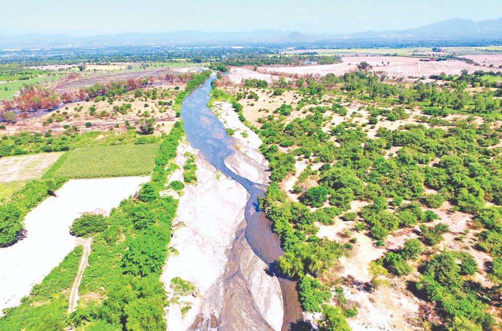 El Salvador ríos caudales