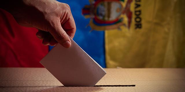 prosigue-en-ecuador-campana-por-la-conquista-de-votos