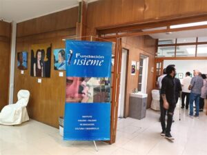 inaugurada-en-chile-exposicion-bloquear-los-suenos-es-imposible