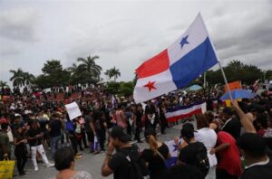 entre-protestas-incertidumbres-y-anoranzas-cierra-2022-en-panama