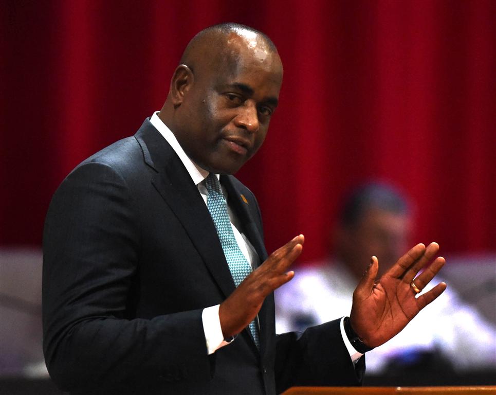 primer-ministro-de-dominica-urge-a-prepararse-frente-a-tormenta-tammy