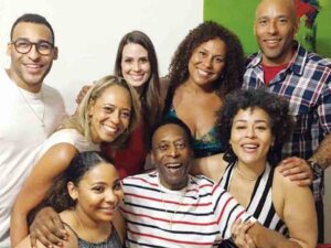 te-amamos-infinitamente-escribio-la-familia-en-homenaje-a-pele