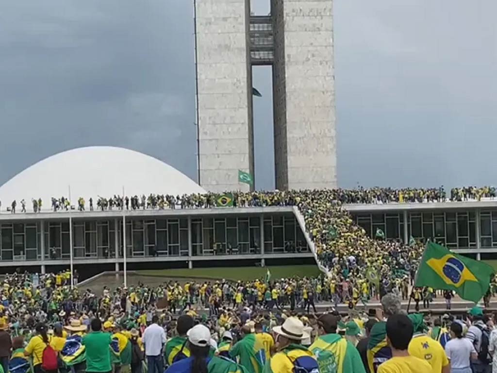 Adeptos-de-Bolsonaro