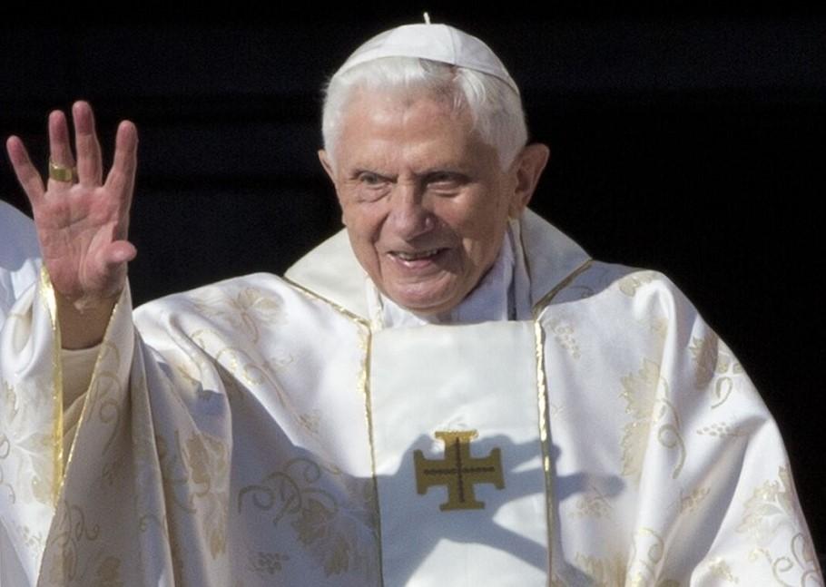 reina-sofia-de-espana-a-funerales-de-benedicto-xvi