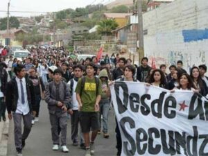 estudiantes-peru