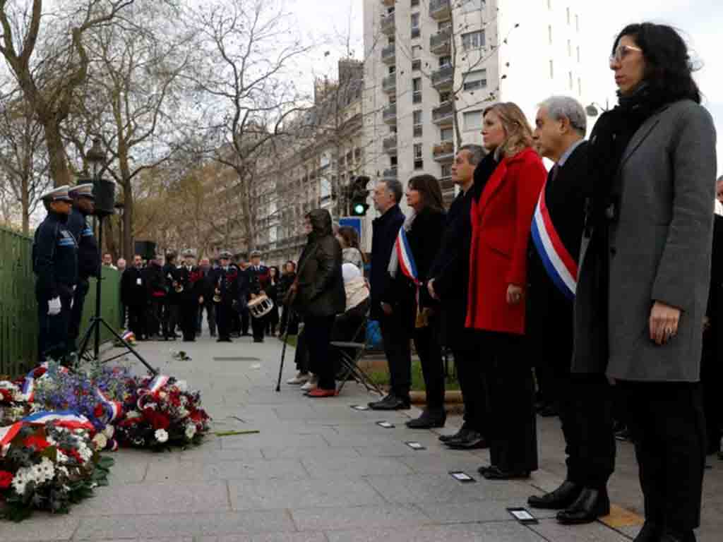 recuerdan-en-francia-a-victimas-de-masacre-contra-charlie-hebdo