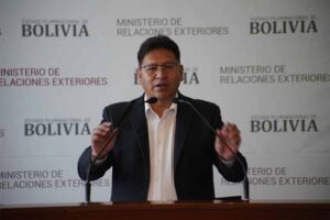 bolivia-niega-envio-de-armas-y-municiones-a-peru