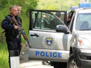 policia-kosovar-dispara-contra-dos-ciudadanos-serbios