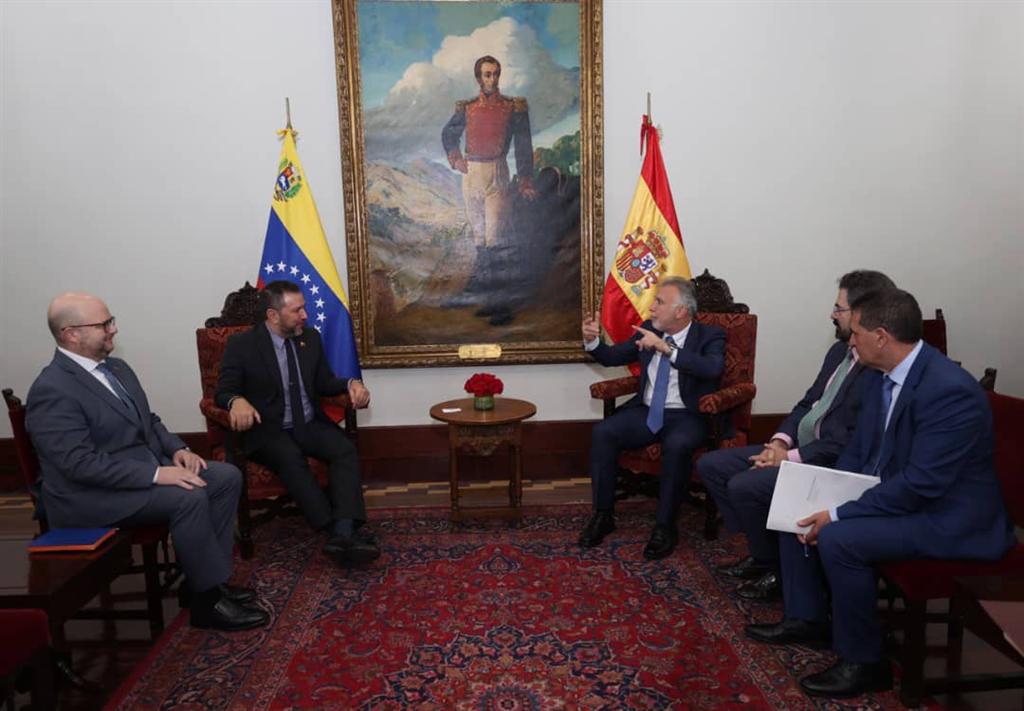  canciller-de-venezuela-recibio-a-presidente-de-canarias