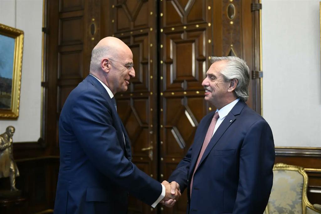 argentina-y-grecia-abogan-por-fortalecer-relaciones-bilaterales
