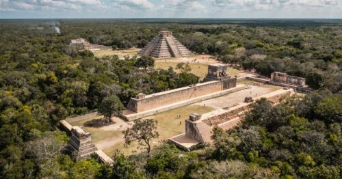 abierta-al-publico-zona-arqueologica-chichen-viejo-en-mexico