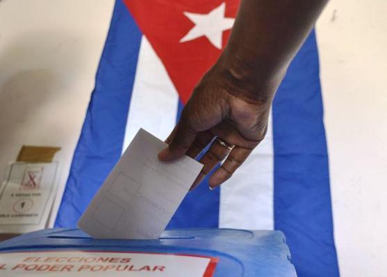 cuba-atenta-a-proceso-electoral-y-violento-incendio-forestal