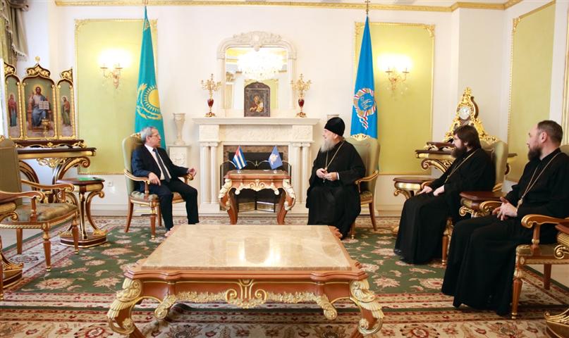  metropolita-alexander-recibe-a-embajador-cubano-en-kazajstan