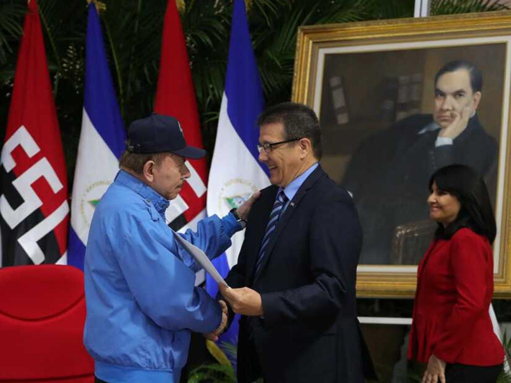  presidente-de-nicaragua-recibe-cartas-credenciales-de-embajadores