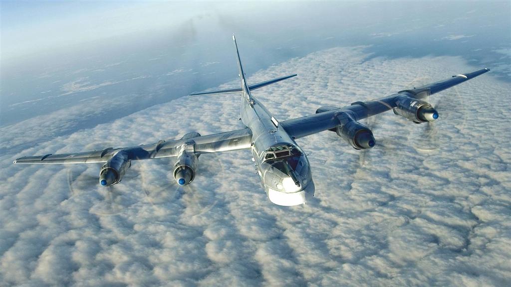 aviacion-estrategica-rusa-sobrevuela-el-mar-de-bering