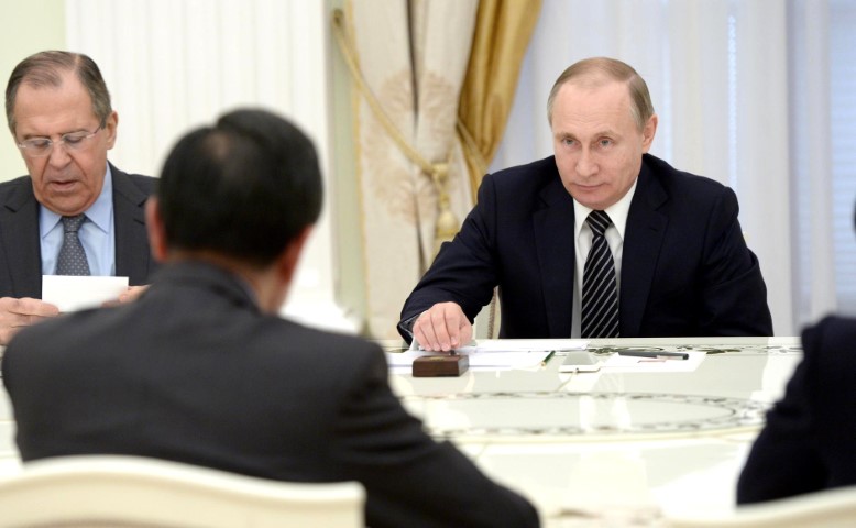 Vladímir Putin, , Wang Yi