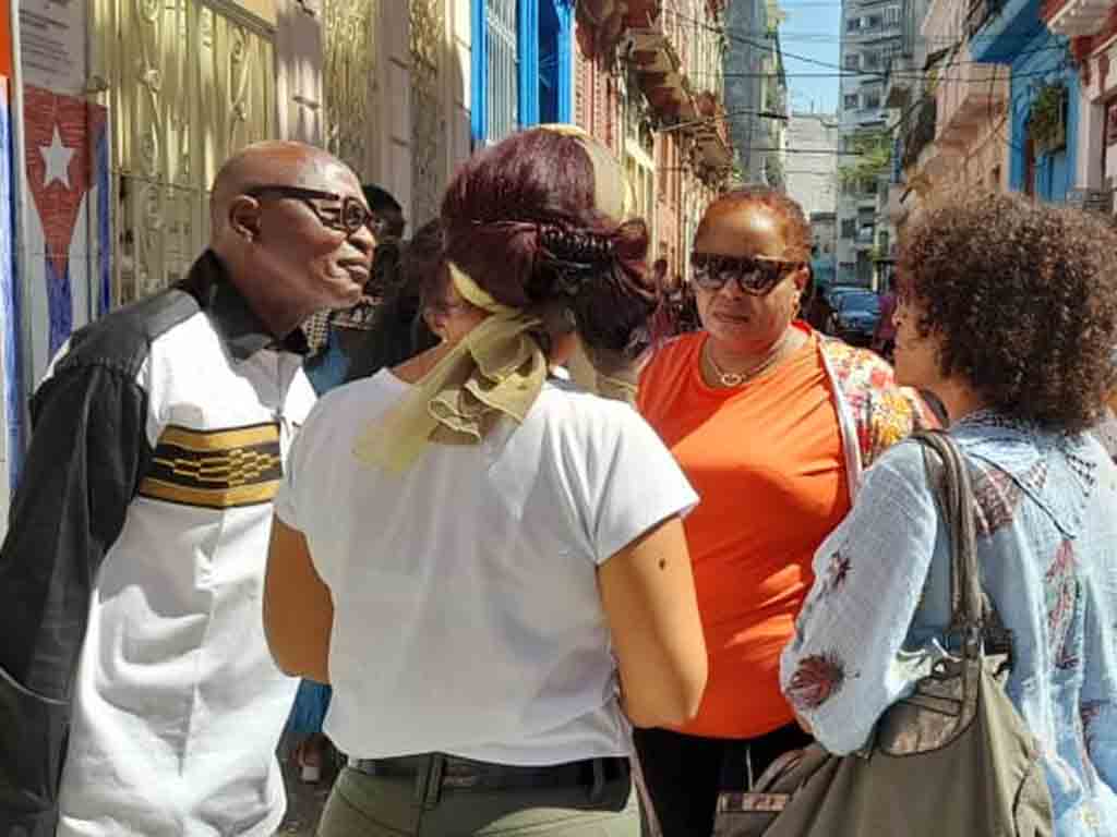  ministra-de-congo-democratico-visita-proyecto-quisicuaba-en-cuba