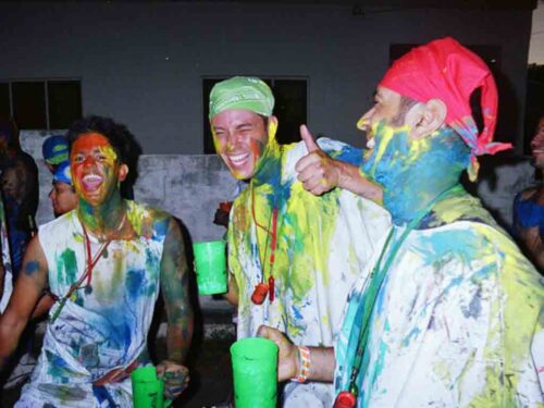 trinidad-y-tobago-mar-de-colores-previo-a-desfiles-del-carnaval