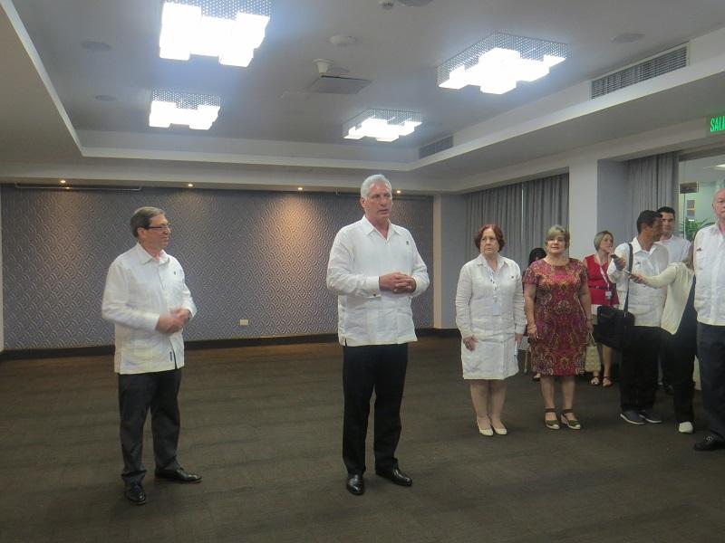  presidente-de-cuba-dialoga-con-mision-estatal-en-dominicana