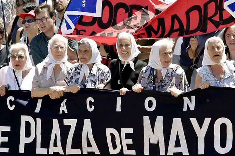 senado-argentino-reconocera-labor-de-abuelas-de-plaza-de-mayo