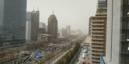 norte-chino-bajo-fuerte-tormenta-de-arena-y-contaminacion