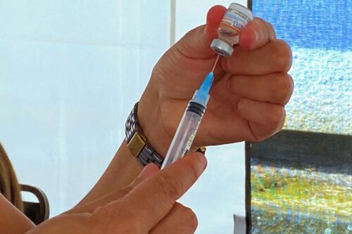 distribuyen-en-costa-rica-vacuna-bivalente-contra-covid-19