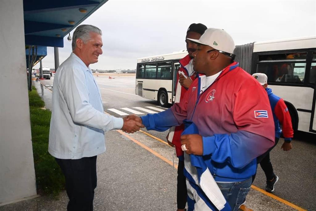 Cuba béisbol Díaz-Canel