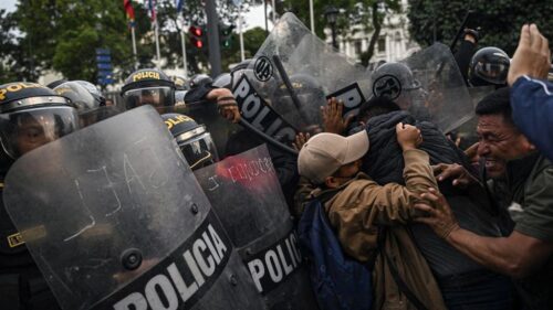 denuncian-carga-racista-en-represion-a-protesta-en-peru