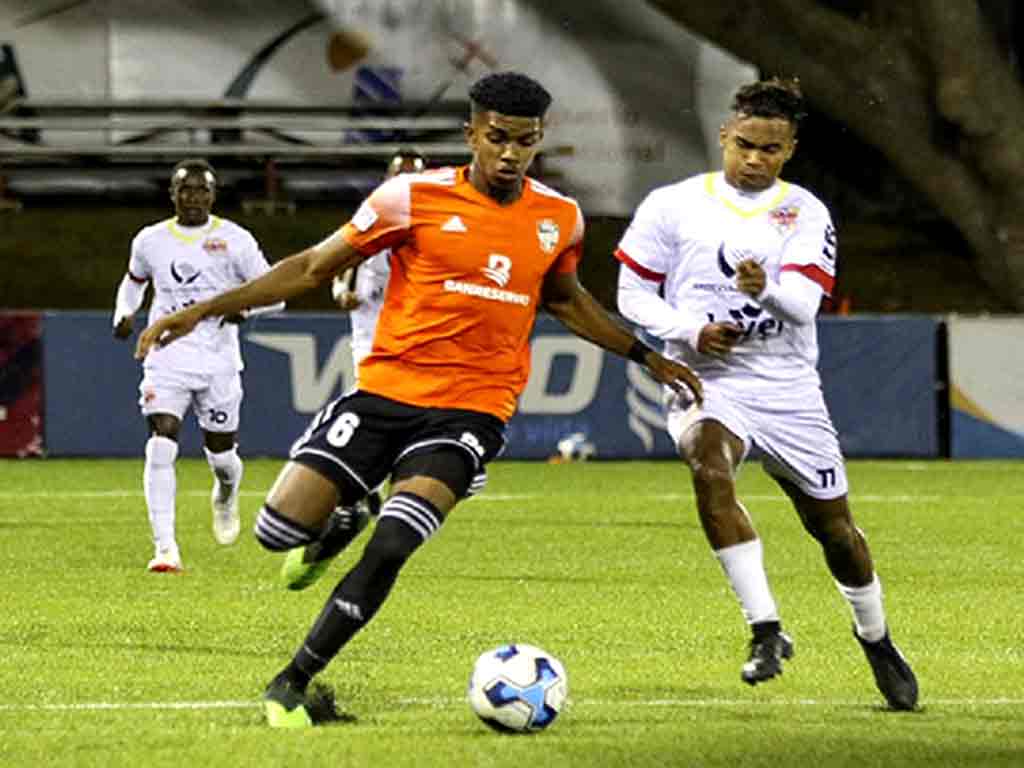 cibao-fc-gana-en-apertura-del-futbol-dominicano