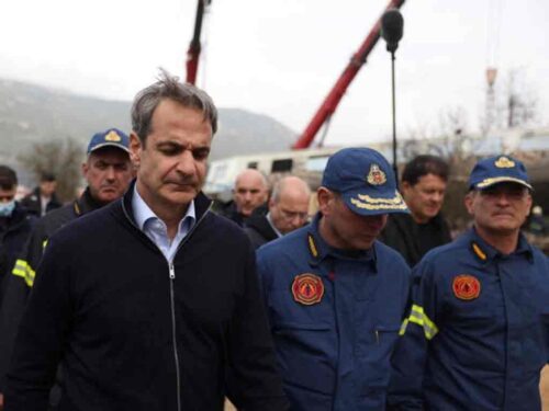 primer-ministro-de-grecia-asumio-responsabilidad-por-accidente