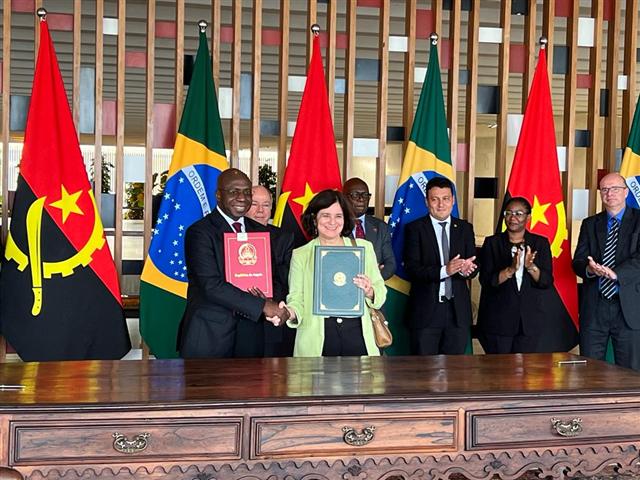 aprecia-angola-relanzamiento-de-cooperacion-con-brasil