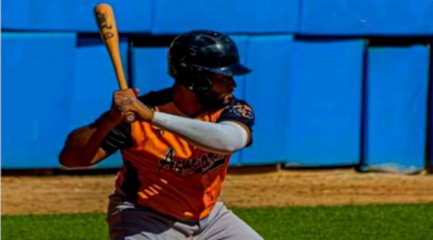 villa-clara-defiende-liderazgo-en-el-beisbol-cubano