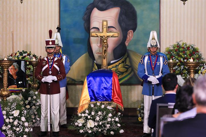  presidente-de-venezuela-exalto-integridad-de-tibisay-lucena