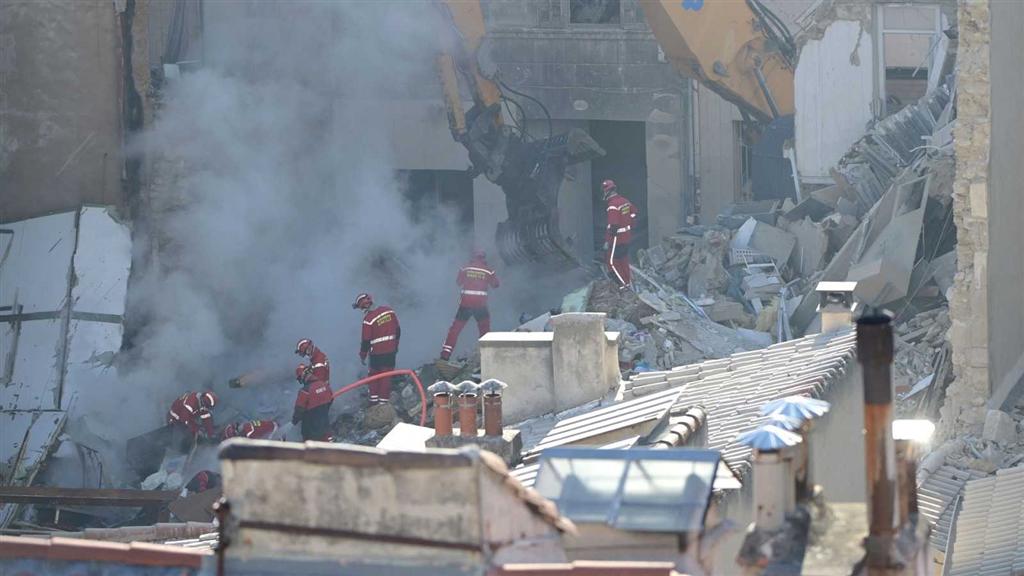 prosigue-busqueda-de-desaparecidos-tras-derrumbe-en-marsella-francia