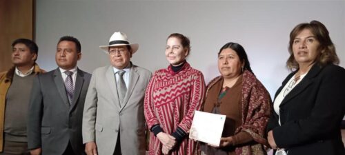unesco-declara-memoria-del-mundo-a-libro-centenario-en-bolivia