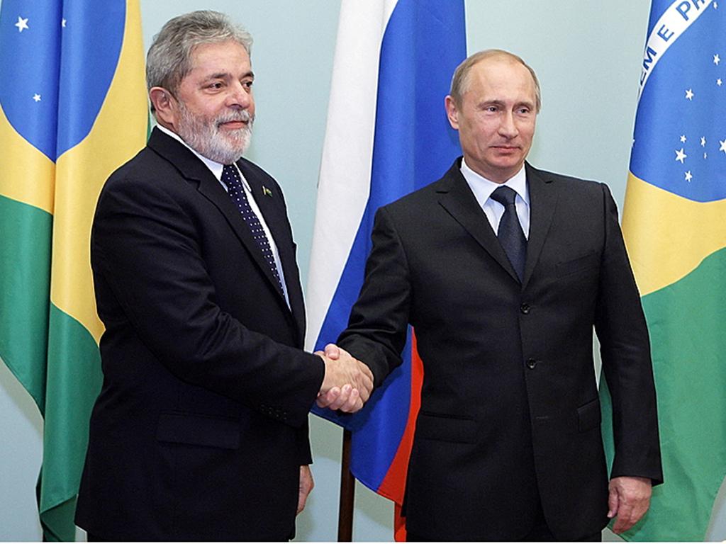 putin-invito-a-lula-a-foro-economico-de-san-petersburgo