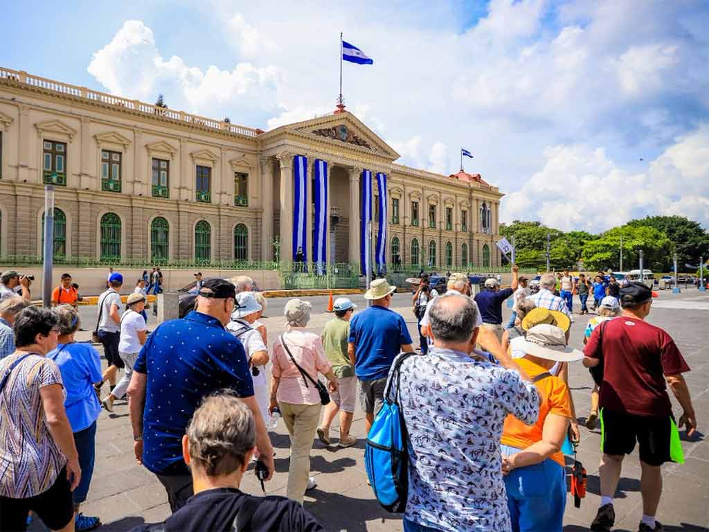 el-salvador-como-el-de-mayor-crecimiento-turistico-en-america