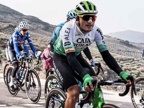 ciclista-ecuatoriano-cepeda-sube-al-podio-en-etapa-de-tour-alpino