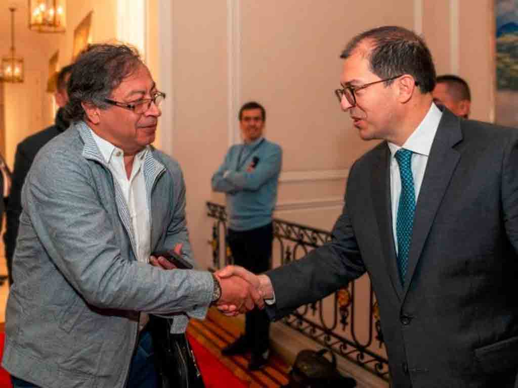 dialogo-sobre-ley-para-enfrentar-narcotrafico-en-colombia