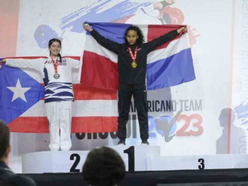 dominicana-gana-oro-en-categoria-cadete-en-campeonato-de-taekwondo