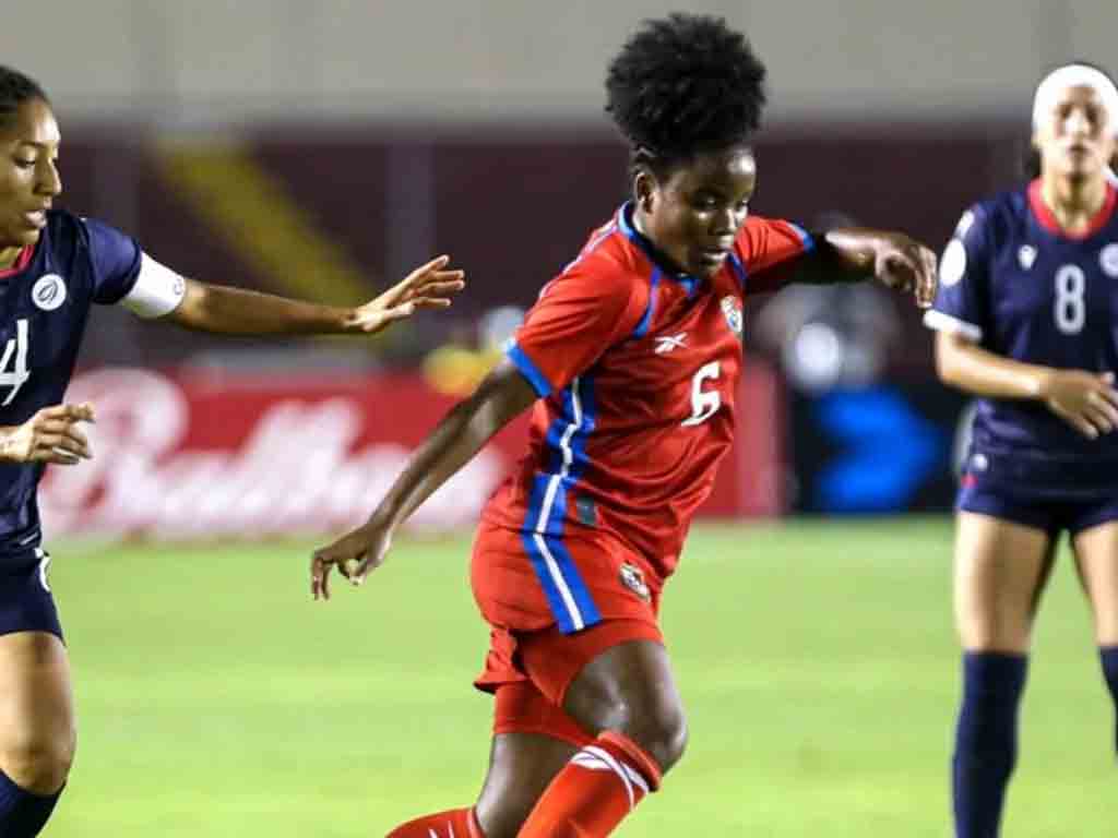 seleccion-femenina-de-futbol-de-panama-supera-a-dominicana