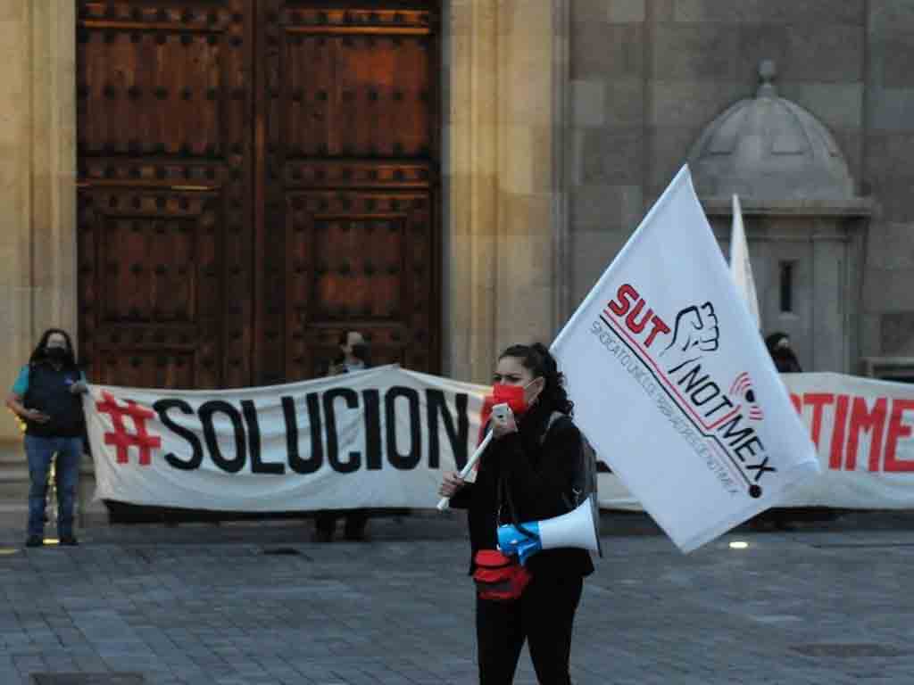 lopez-obrador-confirma-trabajan-en-extincion-de-agencia-notimex