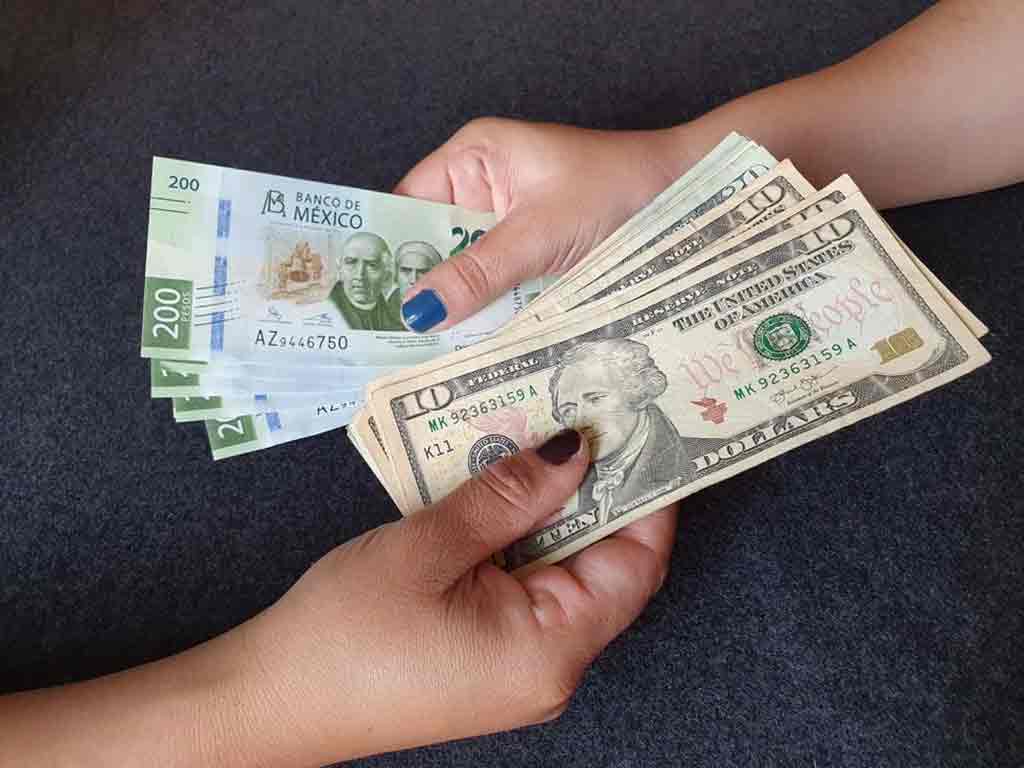 peso-mexicano-sigue-fortaleciendose-frente-a-debilidad-del-dolar