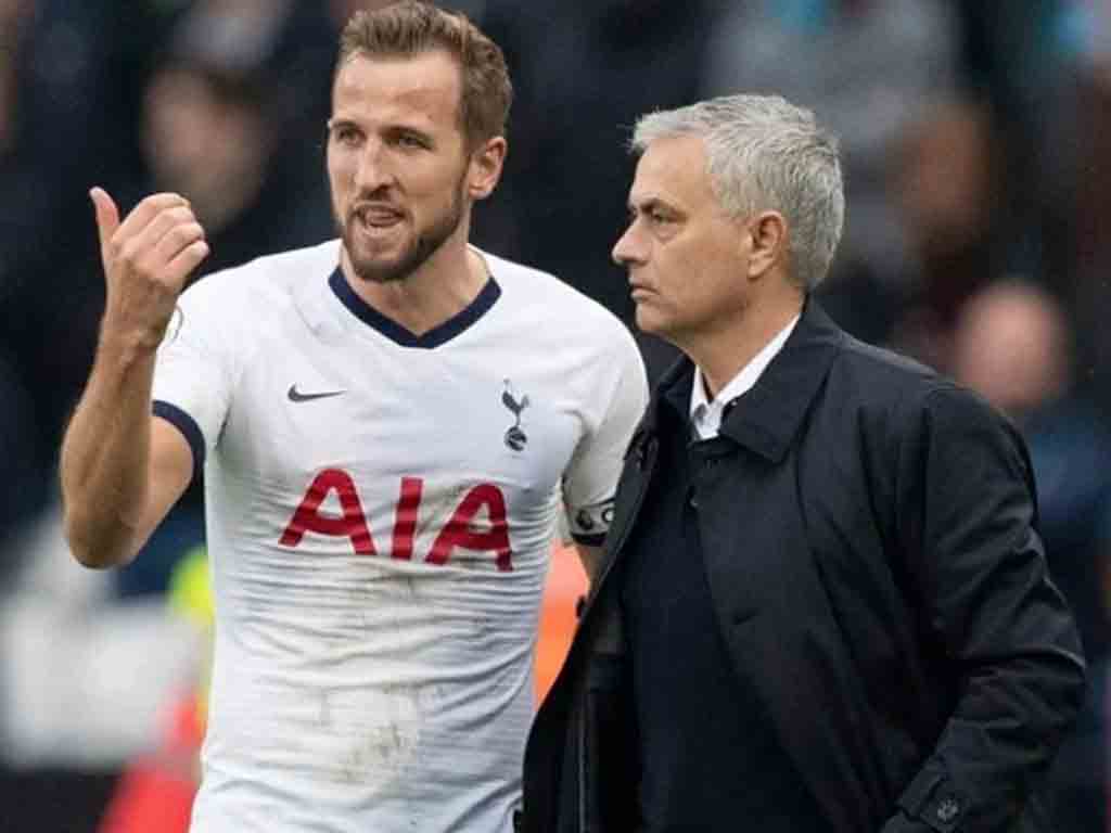 tras-campana-decepcionante-psg-mira-a-harry-kane-y-mourinho