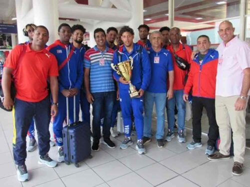 recibe-en-cuba-equipo-recien-coronado-campeon-mundial-de-balonmano