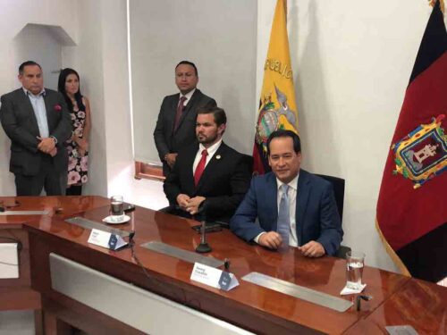 presidente-de-ecuador-podra-emitir-decretos-en-materia-economica