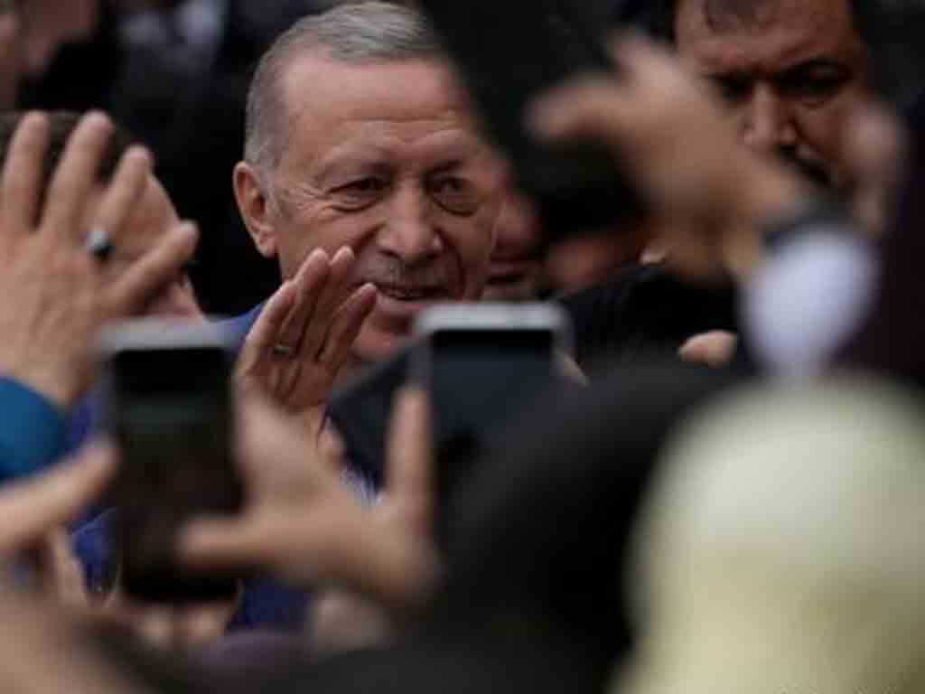 erdogan-gana-segunda-vuelta-de-presidenciales-en-turkiye