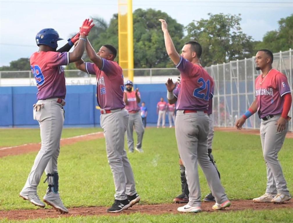 cuadruple-empate-en-liderazgo-de-beisbol-centrocaribeno