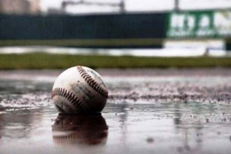 lluvia-protagonista-en-jornada-de-beisbol-cubano