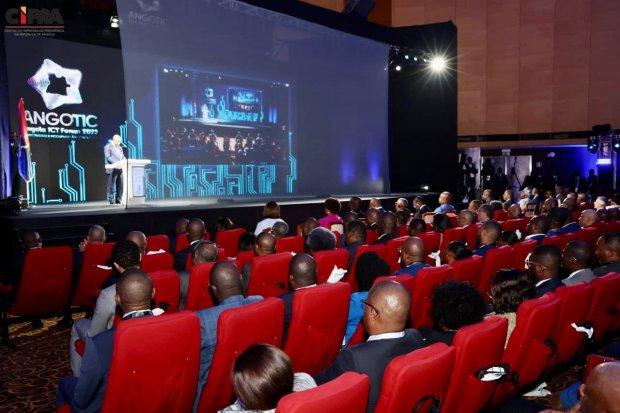  prosigue-en-angola-foro-internacional-sobre-telecomunicaciones